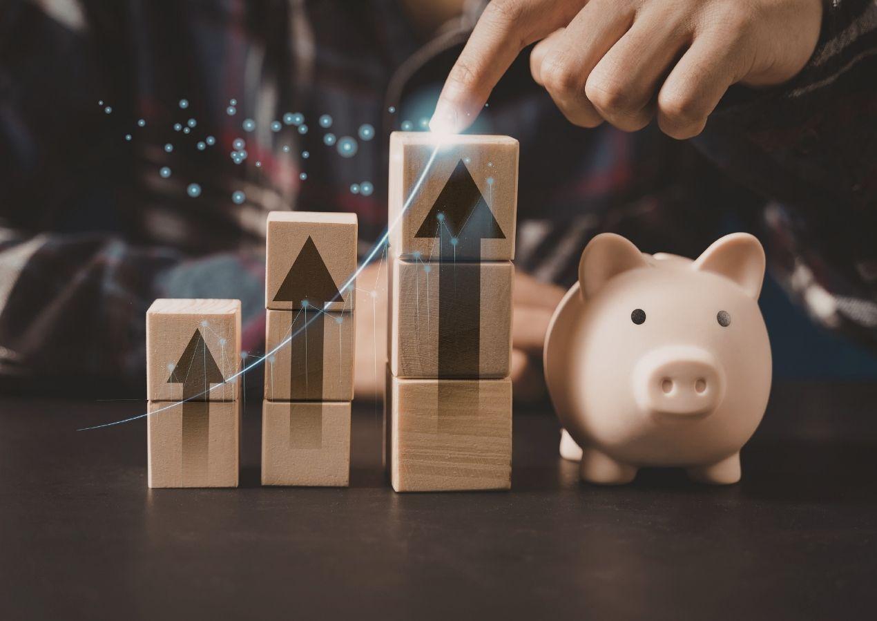 萬通快訊 第1451期-審議會決定自 115 年 1 月 1 日起，最低薪資調升