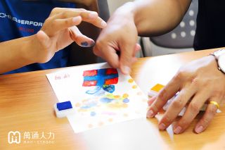 ALL_news_26C19_CqrZ2AV0Q2